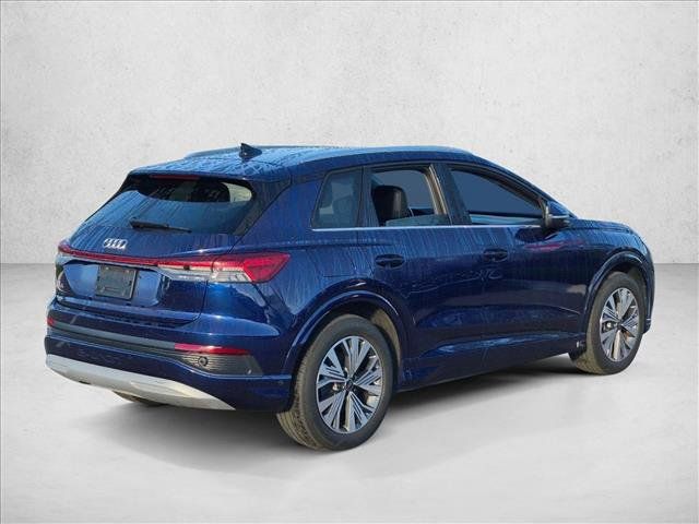 Used 2023 Audi Q4 e-tron Premium Plus w/ Premium Plus RWD image 5