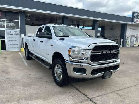 Used 2022 RAM 2500 Tradesman AWD/4WD image 3