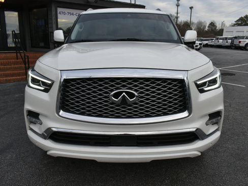 Used 2018 INFINITI QX80 2WD w/ Driver Assistance Package image 3