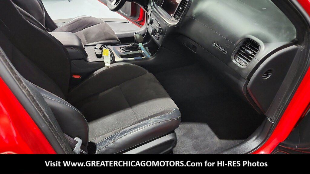Used 2020 Dodge Charger R/T w/ Plus Group RWD image 38