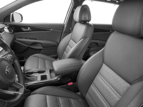 Used 2017 Kia Sorento SX image 12