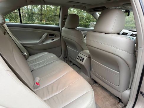 Used 2009 Toyota Camry Hybrid image 22