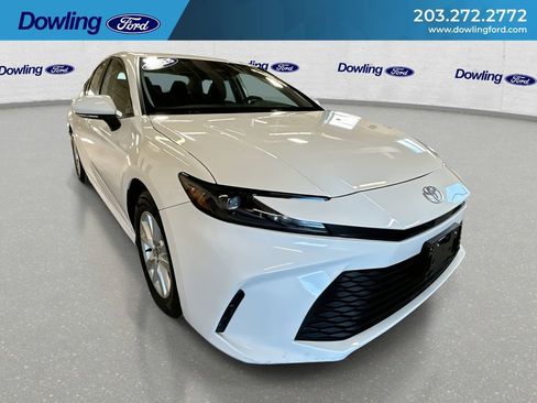 Used 2025 Toyota Camry LE FWD image 1