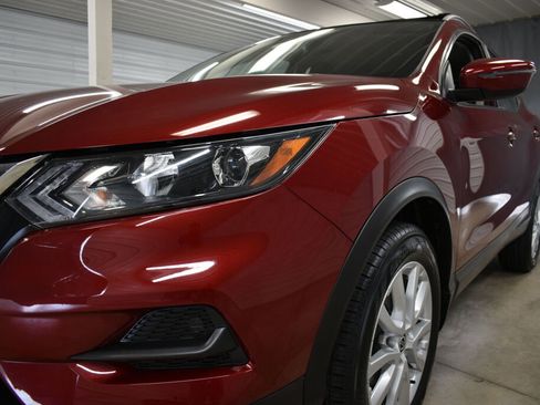 Used 2020 Nissan Rogue Sport SV w/ All-Weather Package image 32