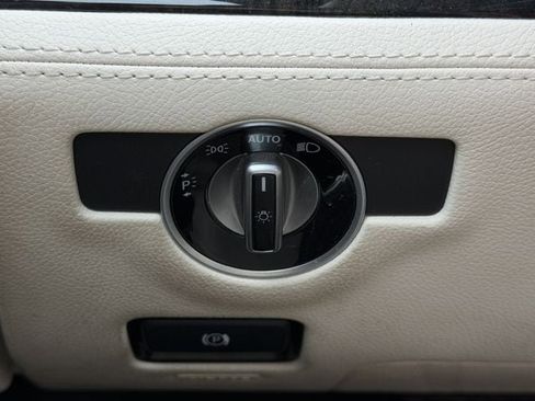 Used 2015 Mercedes-Benz SL 400 w/ Premium I Package image 23