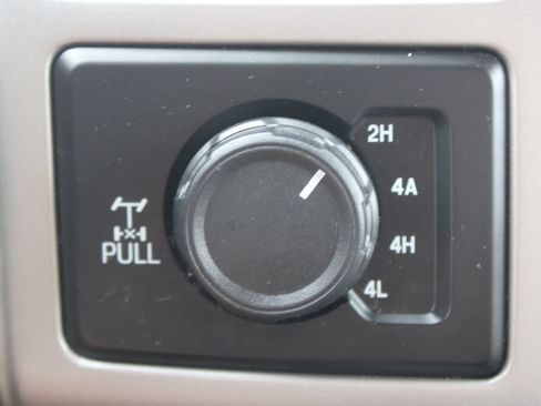 Used 2019 Ford F150 Lariat w/ Equipment Group 502A Luxury AWD/4WD image 27