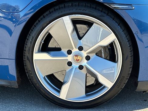 Used 2022 Porsche Taycan Turbo S image 42