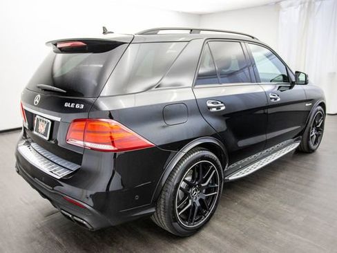 Used 2016 Mercedes-Benz GLE 63 AMG 4MATIC w/ Night Package image 10