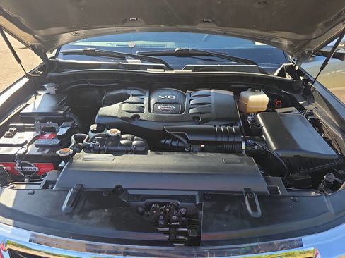 Used 2019 Nissan Armada SV image 39