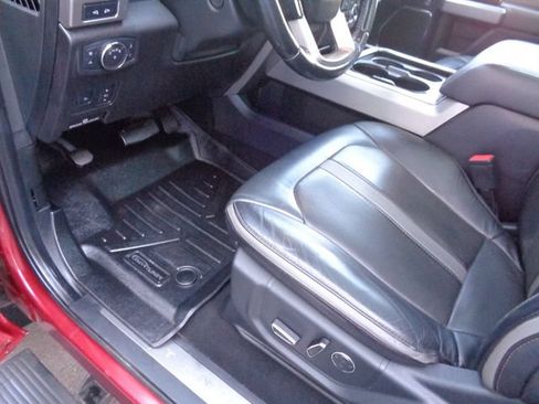 Used 2019 Ford F250 Platinum w/ Platinum Ultimate Package AWD/4WD image 33