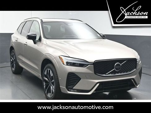 Used 2026 Volvo XC60 B5 Plus w/ Protection Package Premier image 1