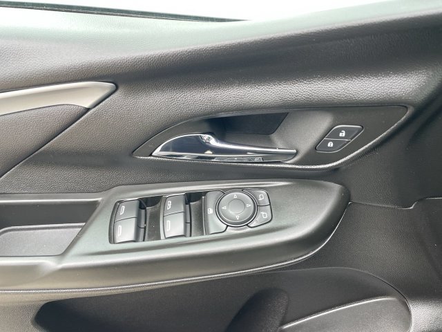 Used 2023 Chevrolet Bolt LT w/ Infotainment Package FWD image 21