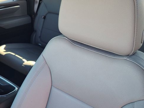 Used 2025 Chevrolet Silverado 2500 LTZ w/ Z71 Chrome Sport Edition image 15