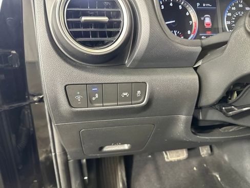 Used 2021 Hyundai Kona SEL image 19