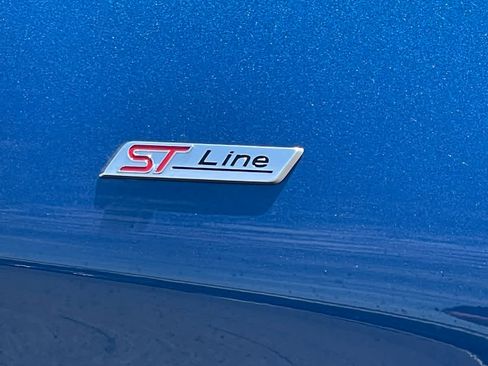 Used 2022 Ford Explorer ST-Line w/ Class IV Trailer Tow Package AWD/4WD image 7