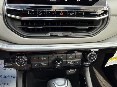 New 2026 Jeep Compass Limited AWD/4WD image 19