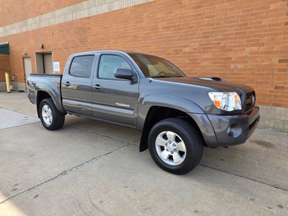 Used 2011 Toyota Tacoma 4x4 Double Cab w/ TRD Sport Pkg