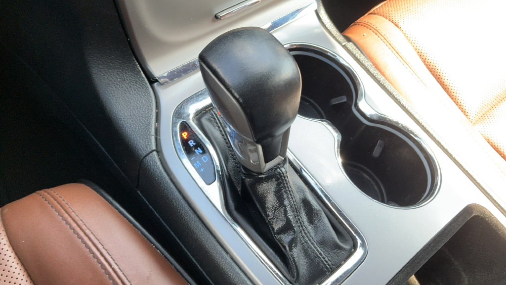 Used 2020 Jeep Grand Cherokee Overland RWD image 15