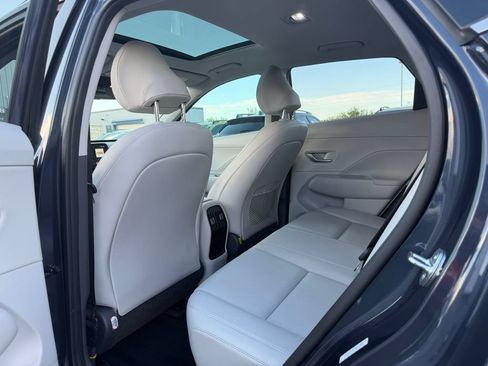 Used 2024 Hyundai Kona Limited AWD/4WD image 6