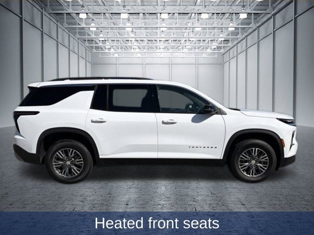 Used 2025 Chevrolet Traverse LT AWD/4WD image 2