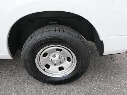 Used 2018 RAM 1500 Tradesman RWD image 30