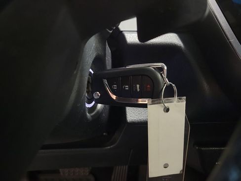 Used 2024 Toyota Camry SE image 16