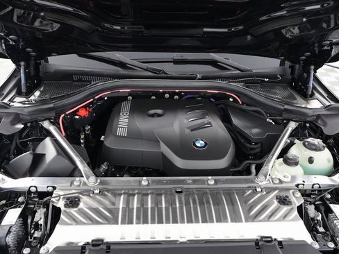 New 2026 BMW X3 xDrive30i w/ M Sport Package AWD/4WD image 9