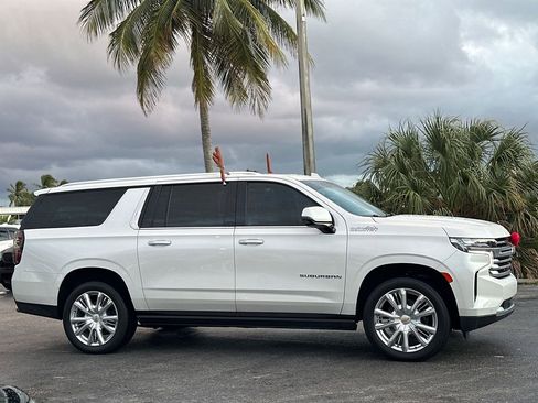 Used 2023 Chevrolet Suburban High Country w/ Premium Package 2 image 6