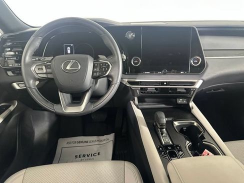 Used 2024 Lexus RX 350 Premium w/ Accessory Package AWD/4WD image 21