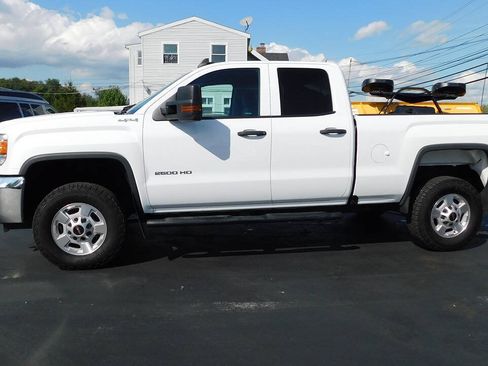 Used 2018 GMC Sierra 2500 4x4 Double Cab w/ Sierra Convenience Package image 6
