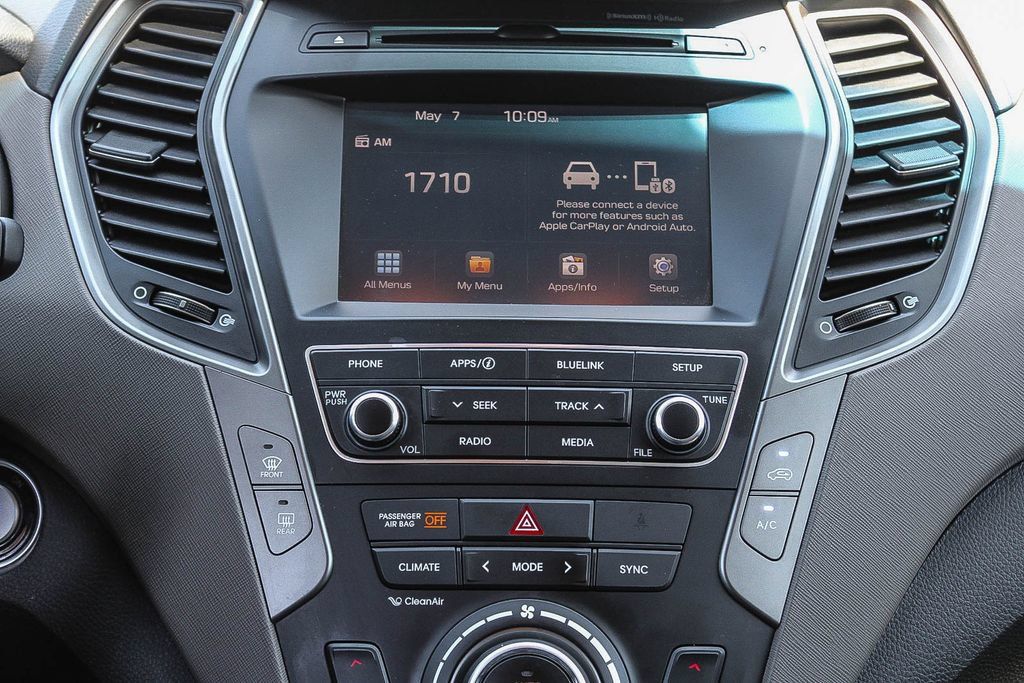 Used 2017 Hyundai Santa Fe Sport FWD image 14