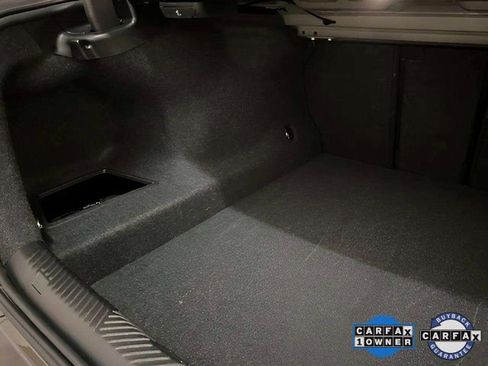 Used 2025 BMW 530i xDrive image 77