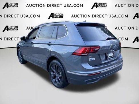 Used 2024 Volkswagen Tiguan SE FWD image 21