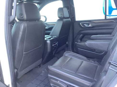 Used 2021 Chevrolet Tahoe High Country image 11