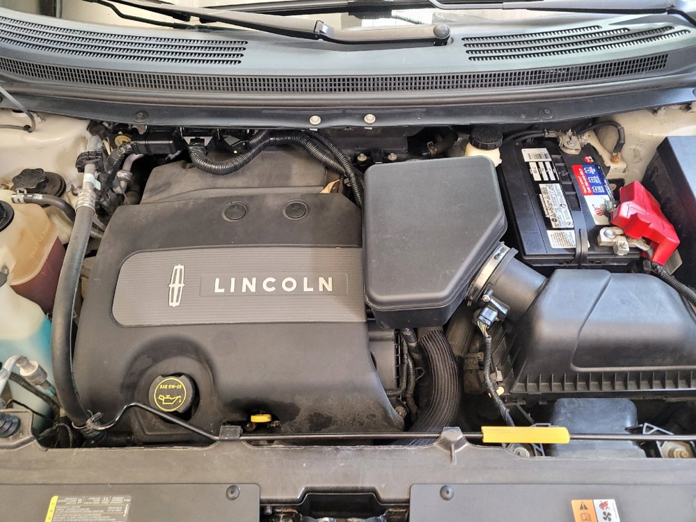 Used 2014 Lincoln MKX AWD w/ Equipment Group 102A image 30