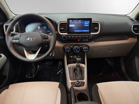 Used 2023 Hyundai Venue SEL w/ Cargo Package FWD image 10