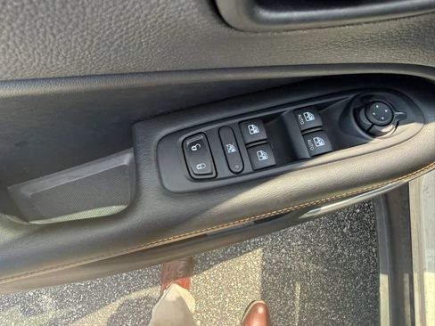 Used 2020 Jeep Compass Limited AWD/4WD image 9