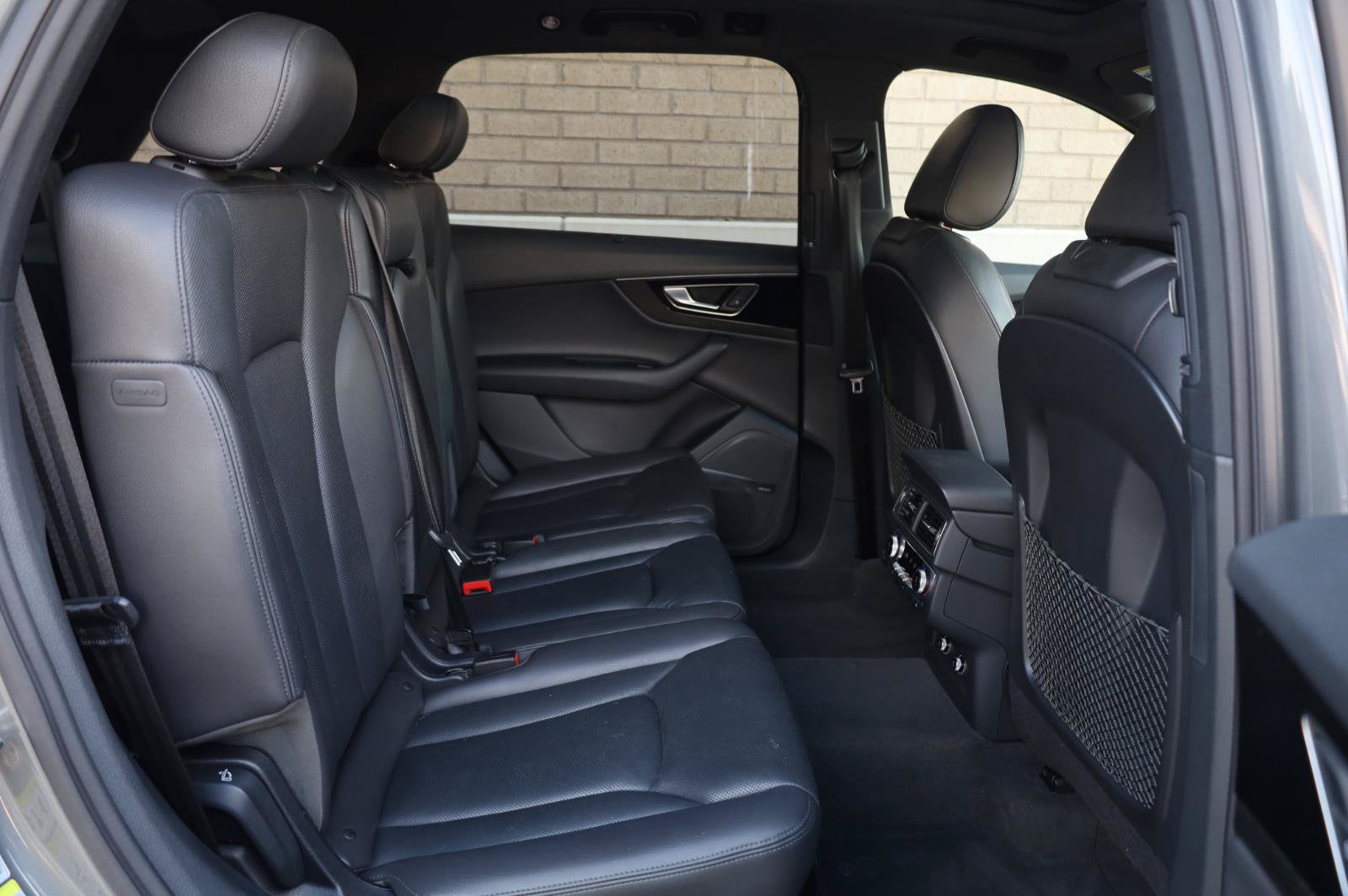 Used 2018 Audi Q7 3.0T Prestige AWD/4WD image 31