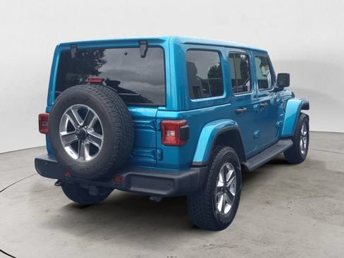 Used 2020 Jeep Wrangler Unlimited Sahara w/ Uconnect 4C Nav & Sound Group AWD/4WD image 4