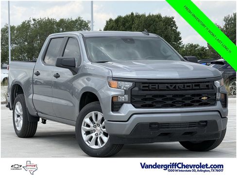 New 2026 Chevrolet Silverado 1500 Custom RWD image 9