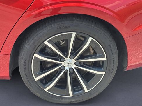 Used 2023 Volvo S60 T8 Plus AWD/4WD image 5