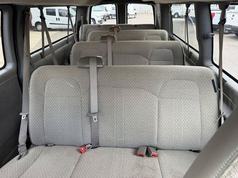 Used 2025 Chevrolet Express 3500 LT w/ LT Preferred Equipment Group RWD image 20