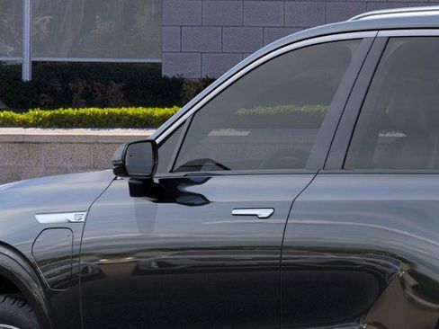 New 2026 Cadillac Vistiq Luxury w/ LPO, Premium Carpet Package image 12