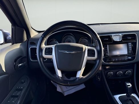 Used 2013 Chrysler 200 Limited w/ Sun & Sound Pkg FWD image 20