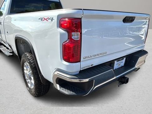 Used 2024 Chevrolet Silverado 2500 LT w/ Convenience Package AWD/4WD image 35