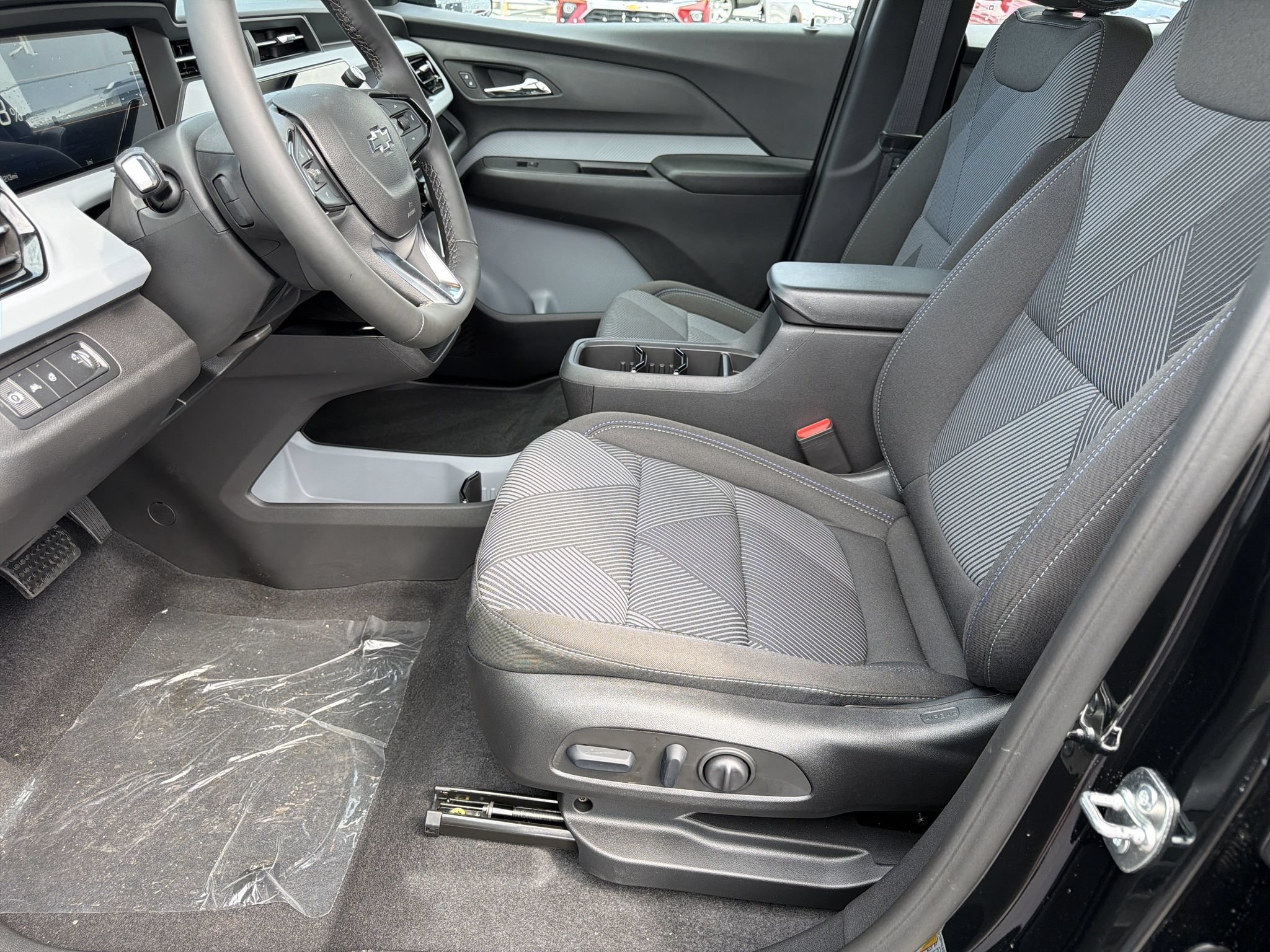 New 2027 Chevrolet Bolt LT w/ Comfort Package FWD image 13