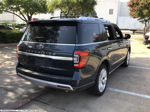 Used 2023 Ford Expedition Platinum RWD image 6