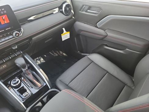 New 2026 Chevrolet Colorado Z71 image 11