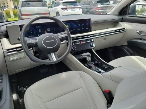 Certified 2026 Hyundai Tucson SEL Plus FWD image 11