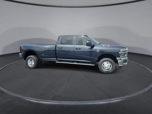 New 2026 RAM 3500 Tradesman AWD/4WD image 9